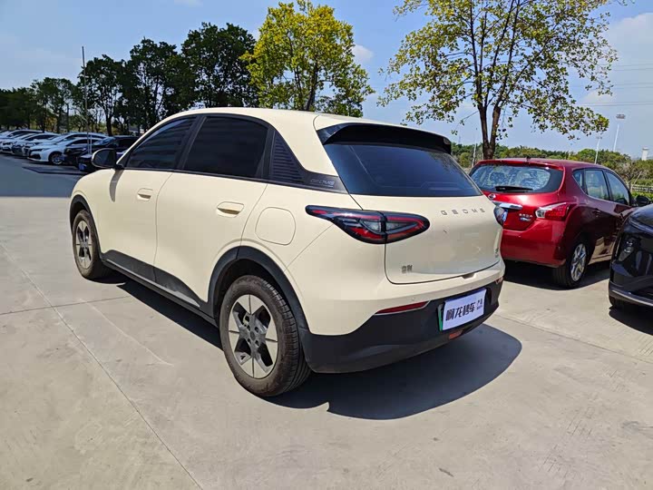 Фото 6 - Geely Galaxy Geome