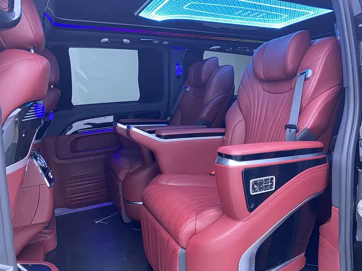 Фото 8 - Mercedes-Benz Vito