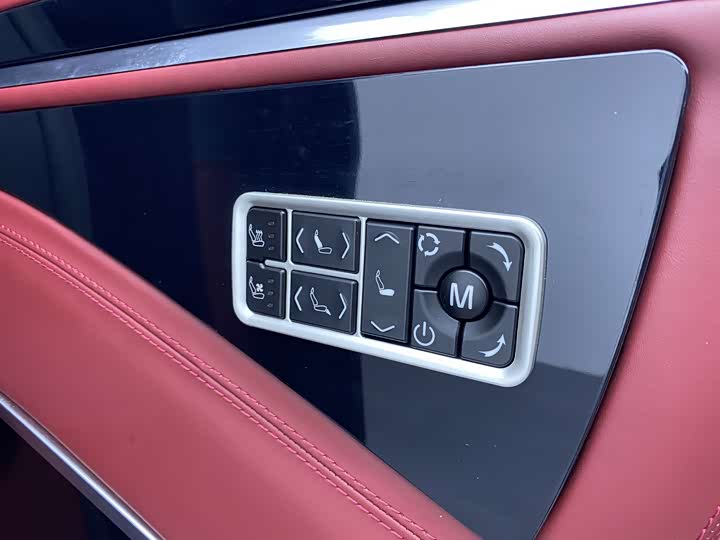 Фото 9 - Mercedes-Benz Vito