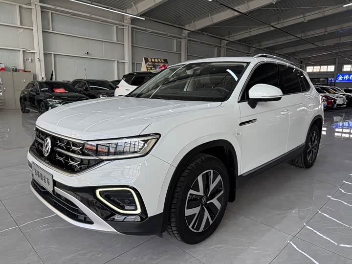 Фото 1 - Volkswagen Tayron