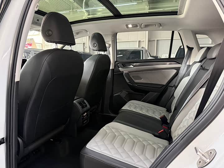 Фото 6 - Volkswagen Tayron