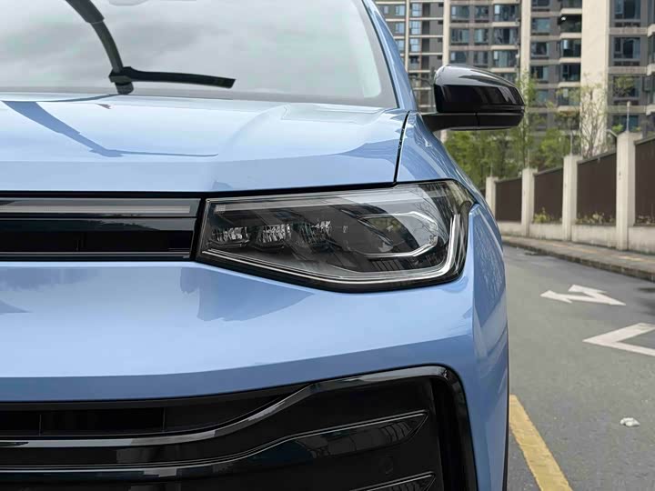 Volkswagen Tharu 2025 2025款 新锐 300TSI 锐享版