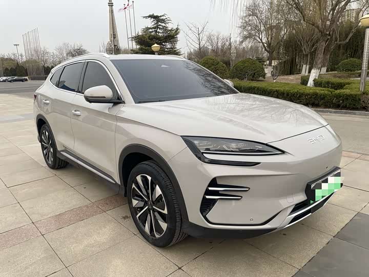 Photo 3 - BYD Song Plus Hybrid/EV