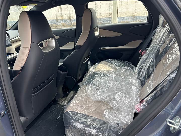 Фото 5 - BYD Dolphin