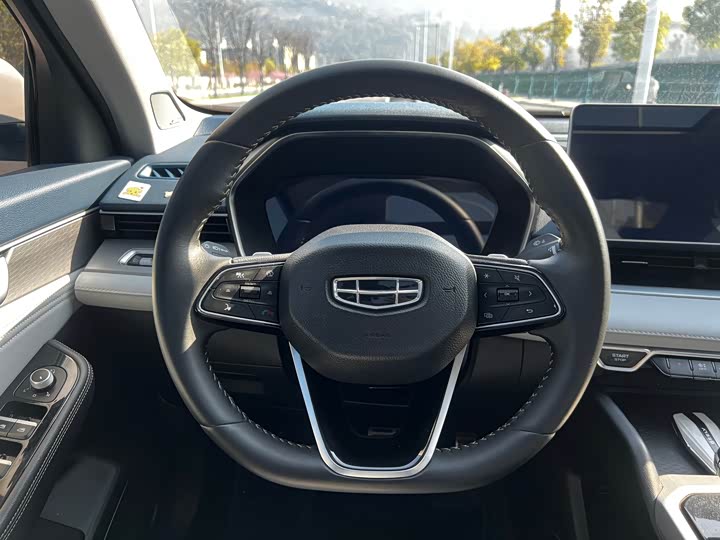 Photo 7 - Geely Preface