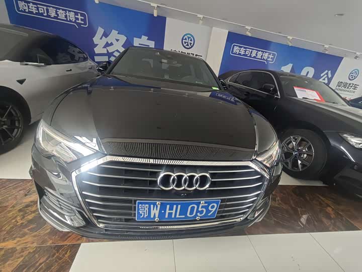 Фото 2 - Audi A6L