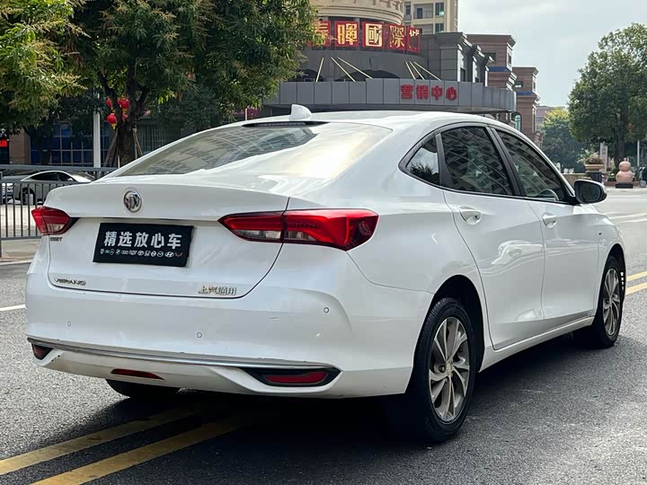 Фото 4 - Buick Verano