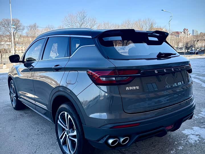 Фото 4 - Geely Coolray