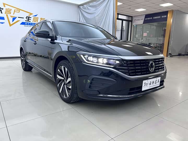 Photo 3 - Volkswagen Passat