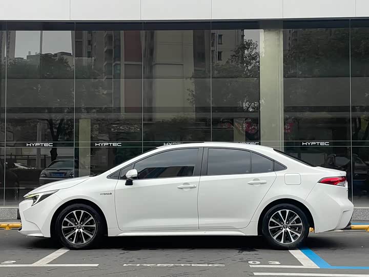 Photo 4 - Toyota Levin