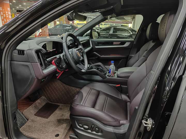 Фото 5 - Porsche Cayenne