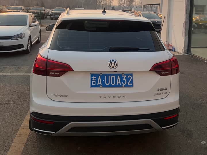 Фото 4 - Volkswagen Tayron