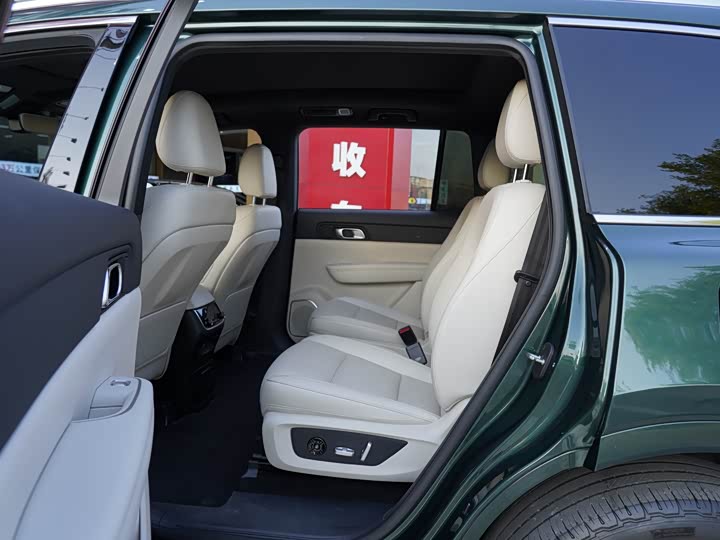 Фото 6 - LiXiang One