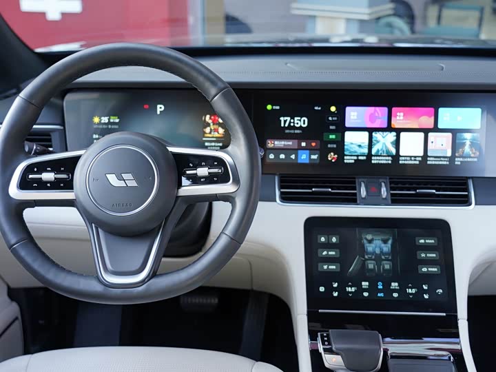 Фото 9 - LiXiang One