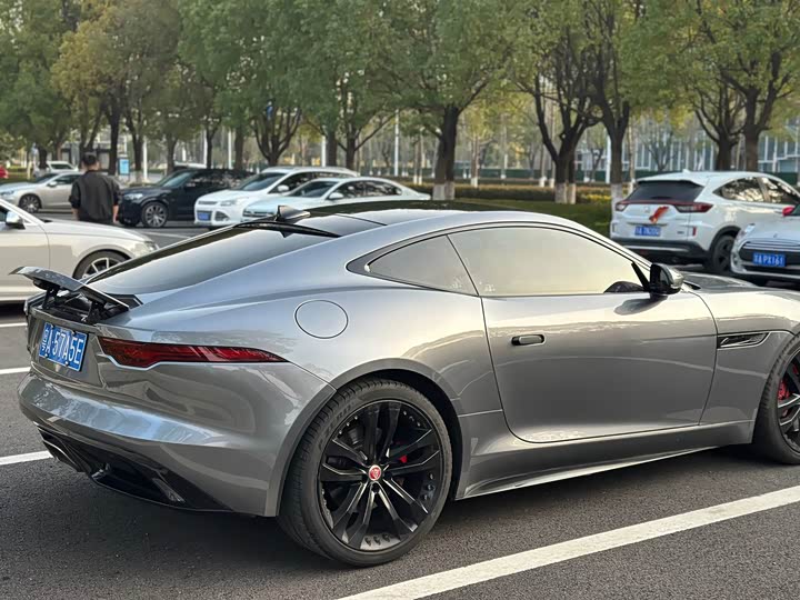 Photo 7 - Jaguar F-Type