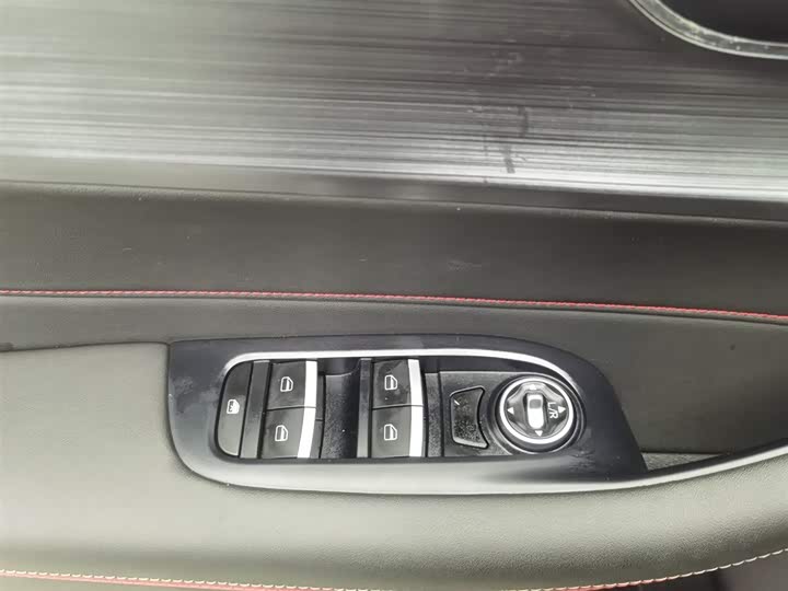 Фото 9 - Chery Tiggo 5x