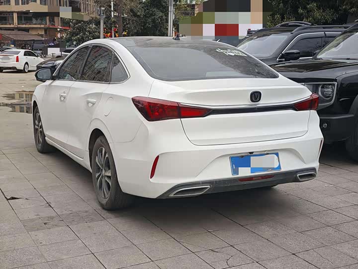 Фото 9 - Changan Eado Plus