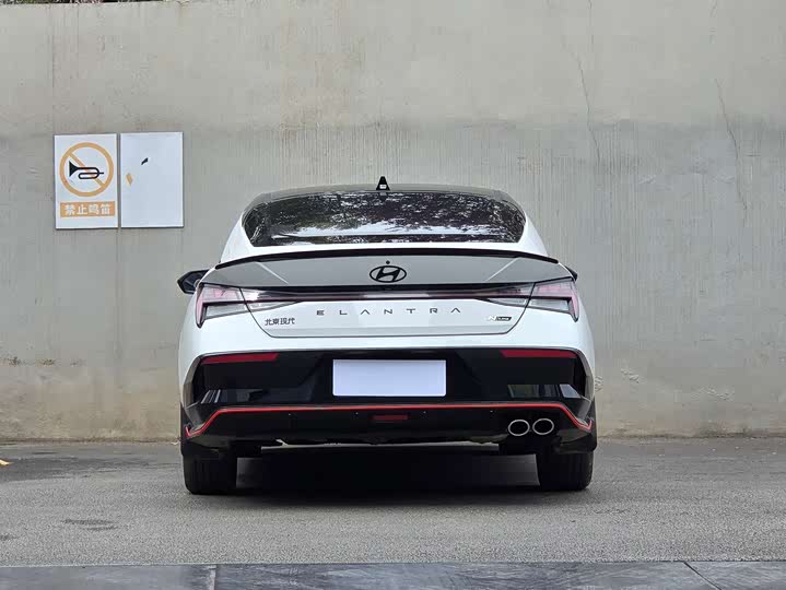 Фото 5 - Hyundai Elantra N line