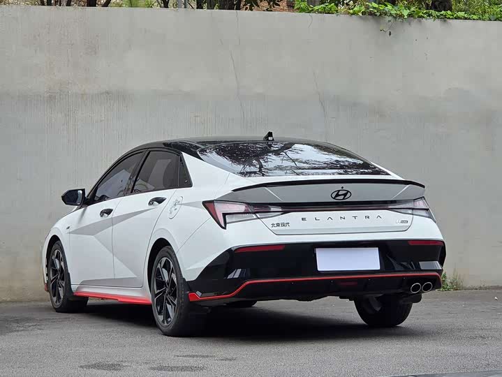 Фото 6 - Hyundai Elantra N line