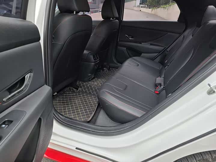 Фото 9 - Hyundai Elantra N line