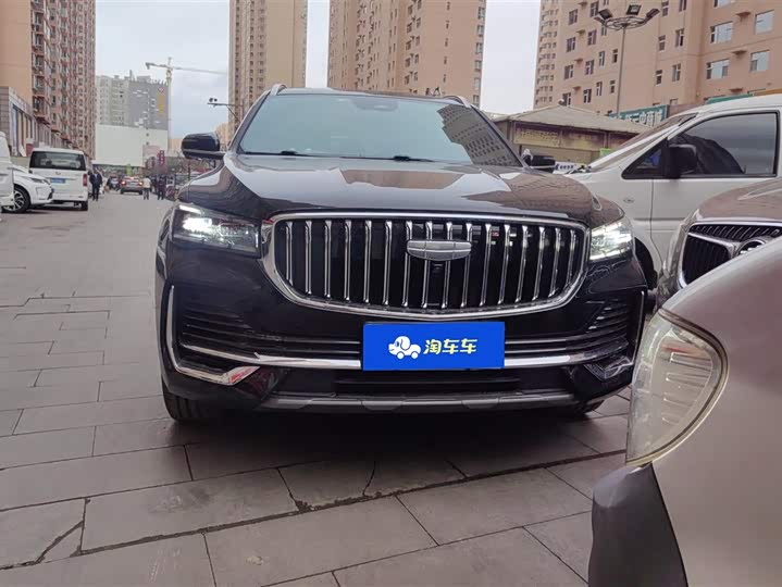 Фото 2 - Geely Monjaro