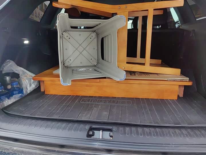 Фото 4 - Geely Monjaro