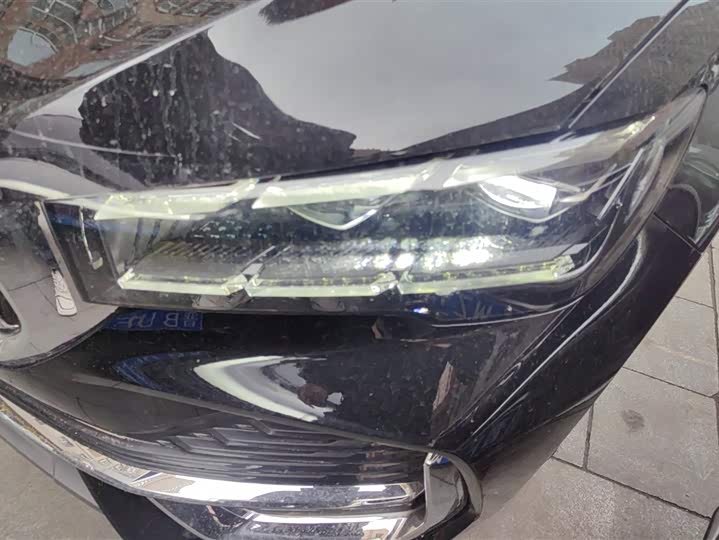 Фото 5 - Geely Monjaro