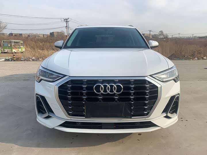Фото 2 - Audi Q3