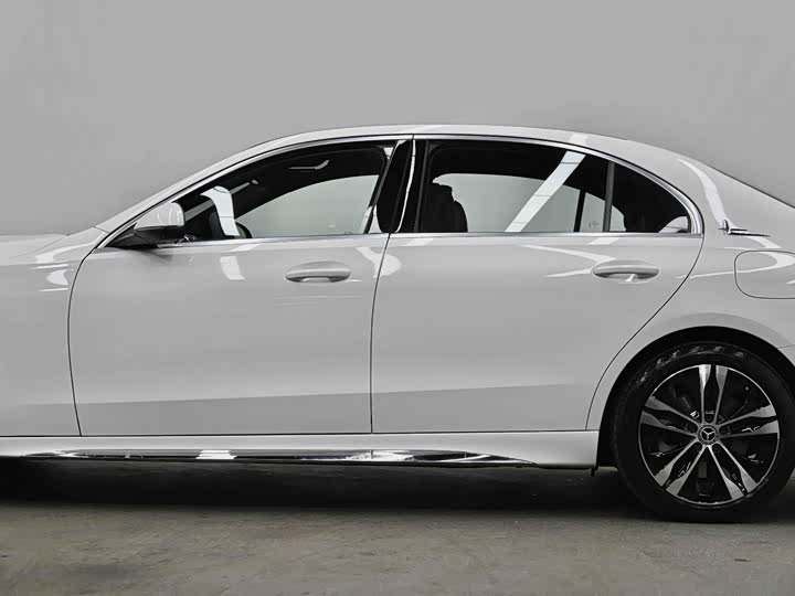 Photo 6 - Mercedes-Benz C-Class Hybrid