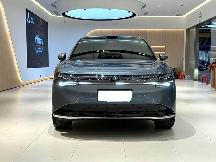 Фото 2 - Zeekr 7X