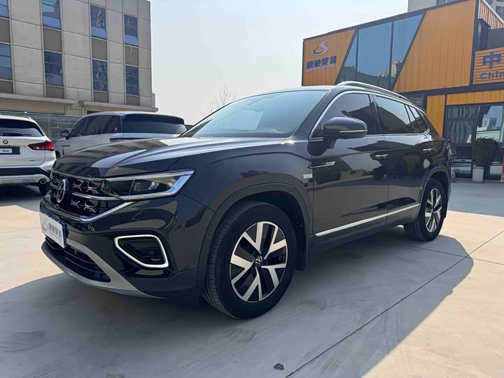 Фото 1 - Volkswagen Tayron