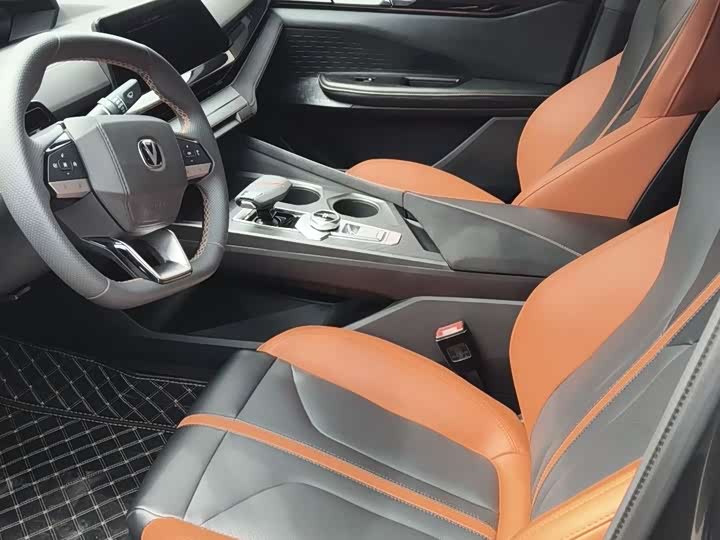 Фото 5 - Changan UNI-V