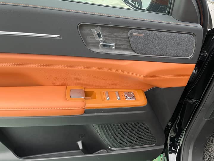 Photo 8 - Jetour Shanhai L7 Plus