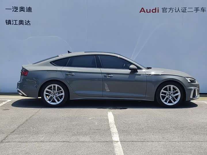 Фото 5 - Audi A5