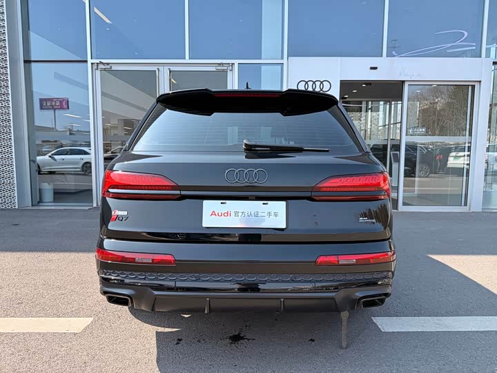 Фото 5 - Audi Q7