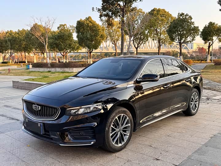 Фото 1 - Geely Preface