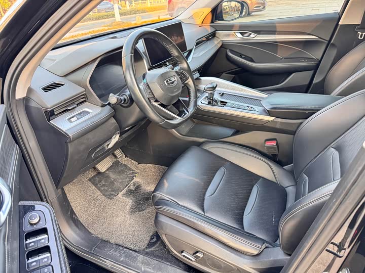 Фото 9 - Geely Preface