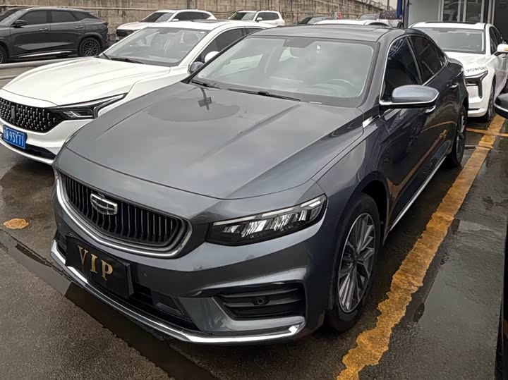 Фото 3 - Geely Preface