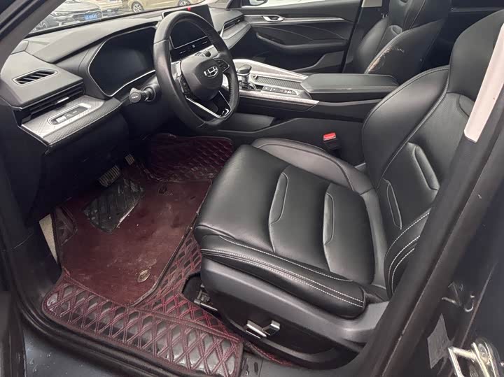 Фото 9 - Geely Preface