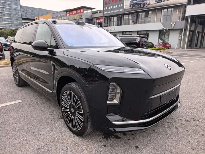 Фото 3 - Nio ES8