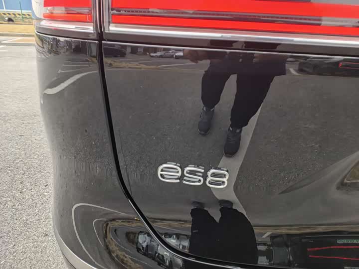 Фото 7 - Nio ES8