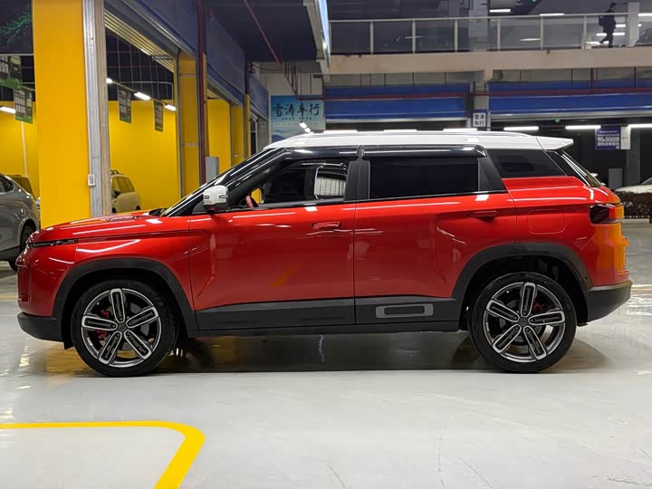 Фото 4 - Geely Icon