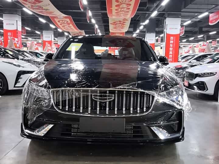 Фото 2 - Geely Preface