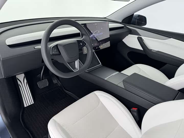 Photo 4 - Tesla Model Y