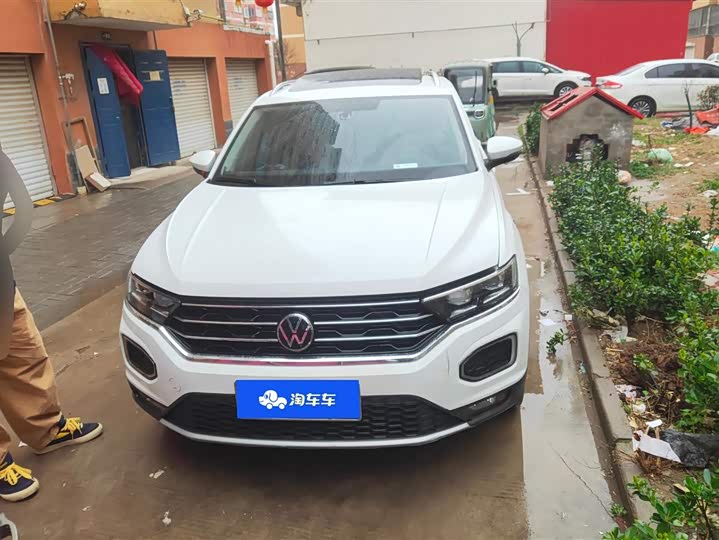 Фото 2 - Volkswagen T-Roc