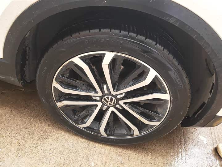 Фото 6 - Volkswagen T-Roc