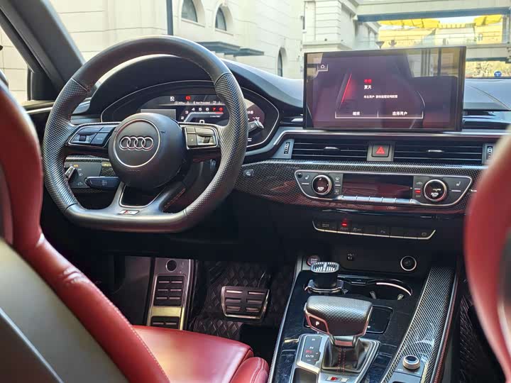 Фото 9 - Audi S4