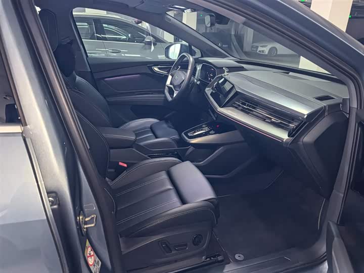 Фото 9 - Audi Q4 e-tron