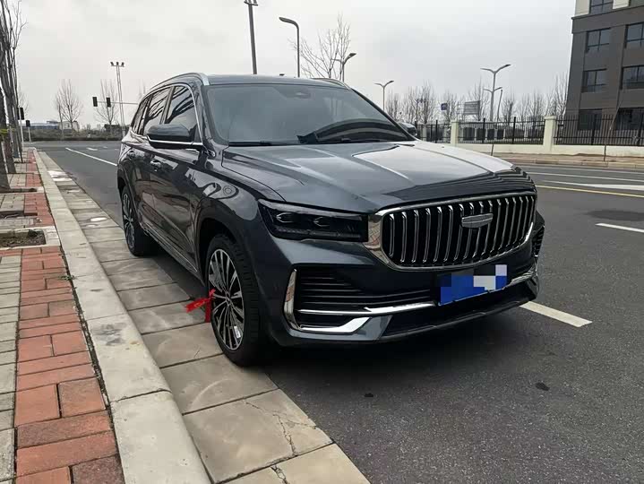 Фото 3 - Geely Monjaro