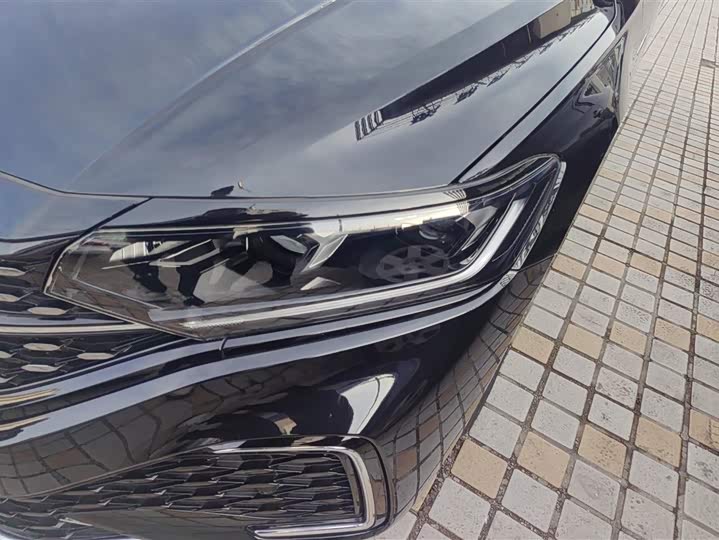 Фото 5 - Volkswagen Passat